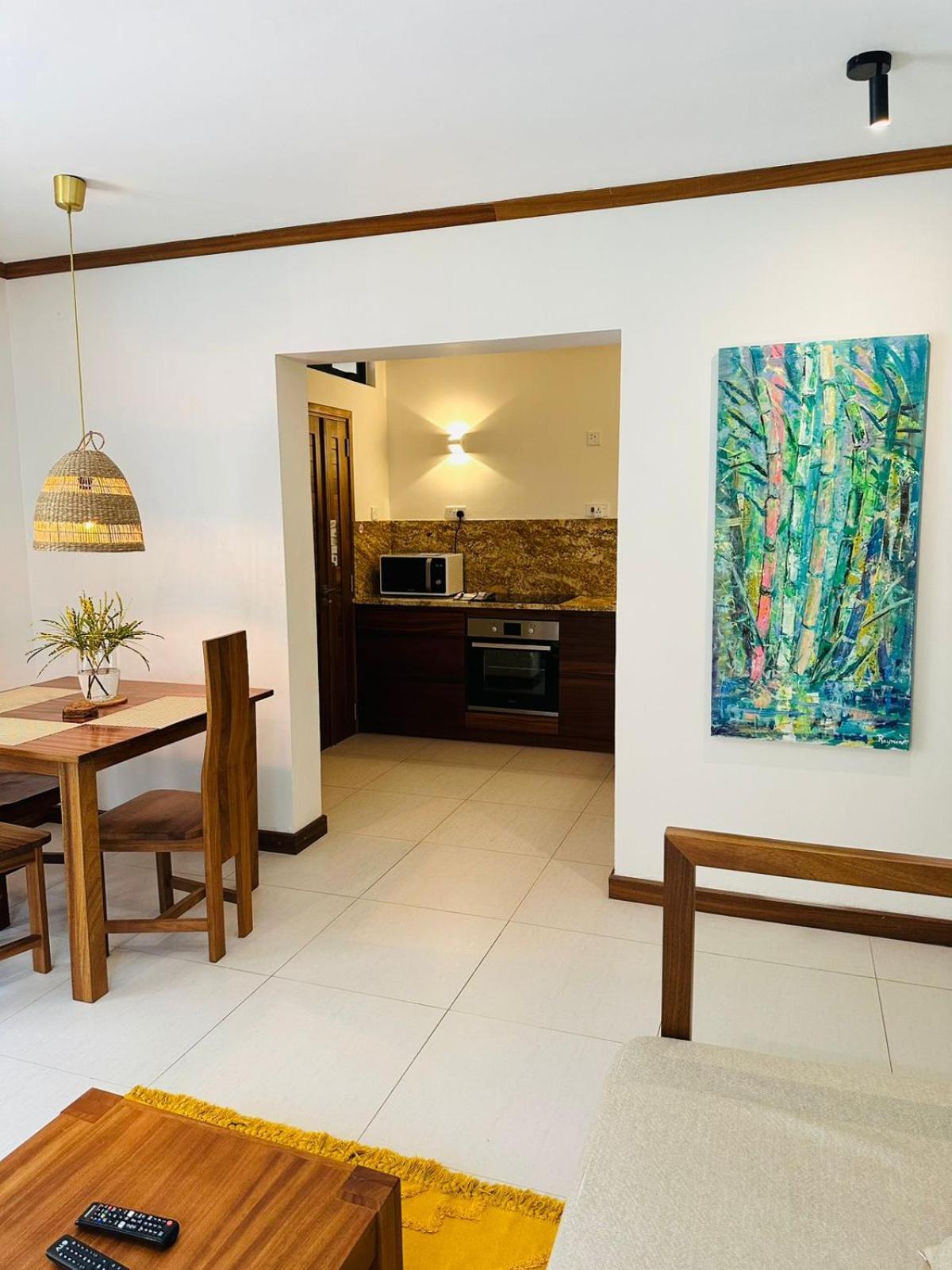 Lodoicea Apartments 벨옴브레 외부 사진
